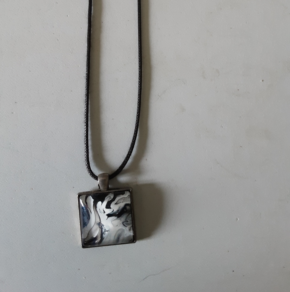 Abstract Pendant Necklace